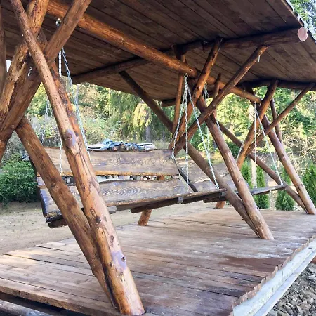 - Woodyganovce Sk 山林小屋 *